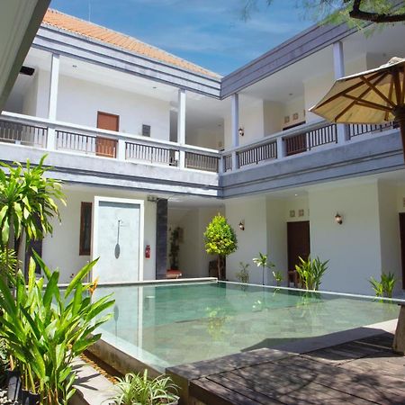 Teges Inn Kuta クタ エクステリア 写真