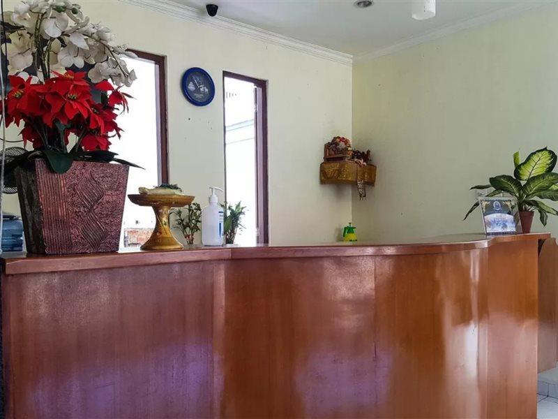 Teges Inn Kuta クタ エクステリア 写真