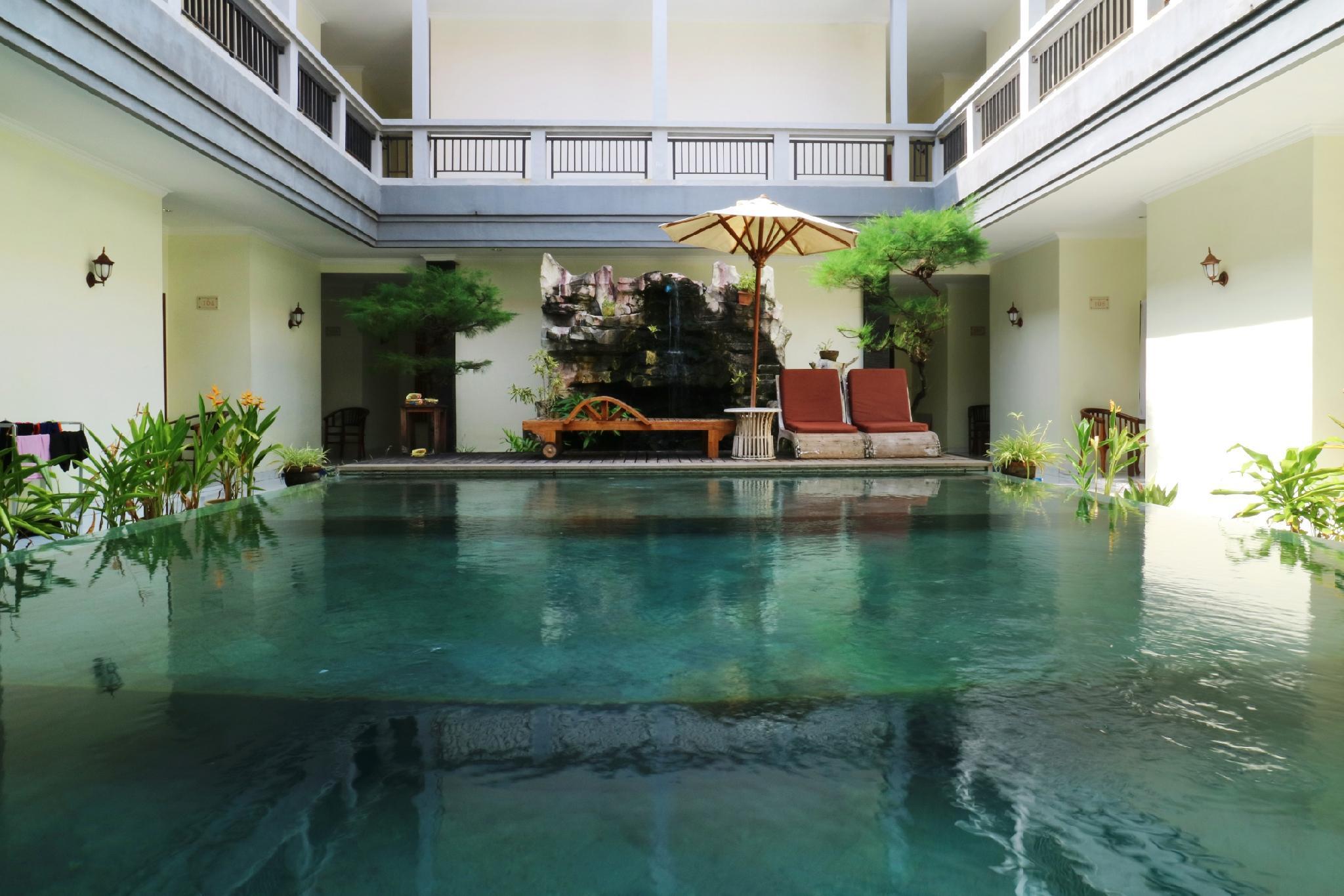 Teges Inn Kuta クタ エクステリア 写真