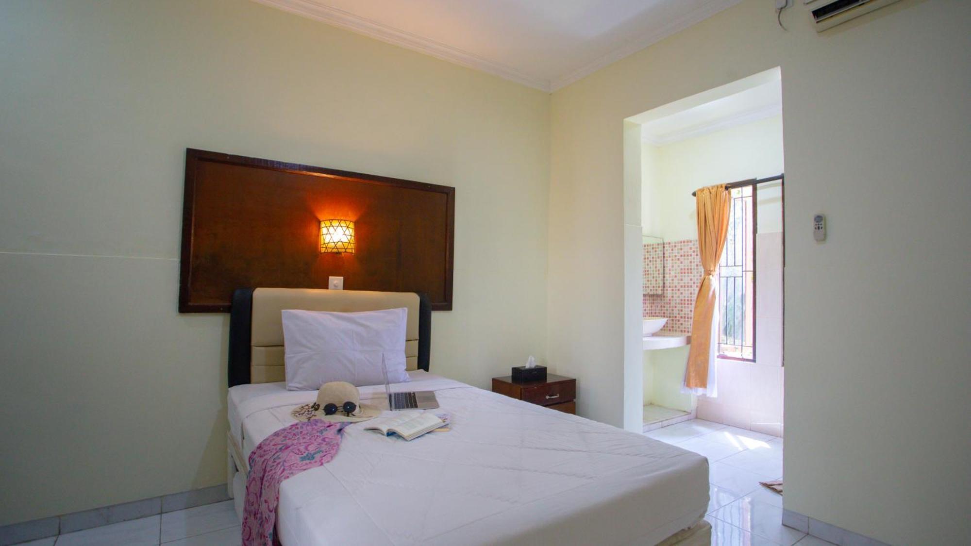 Teges Inn Kuta クタ エクステリア 写真