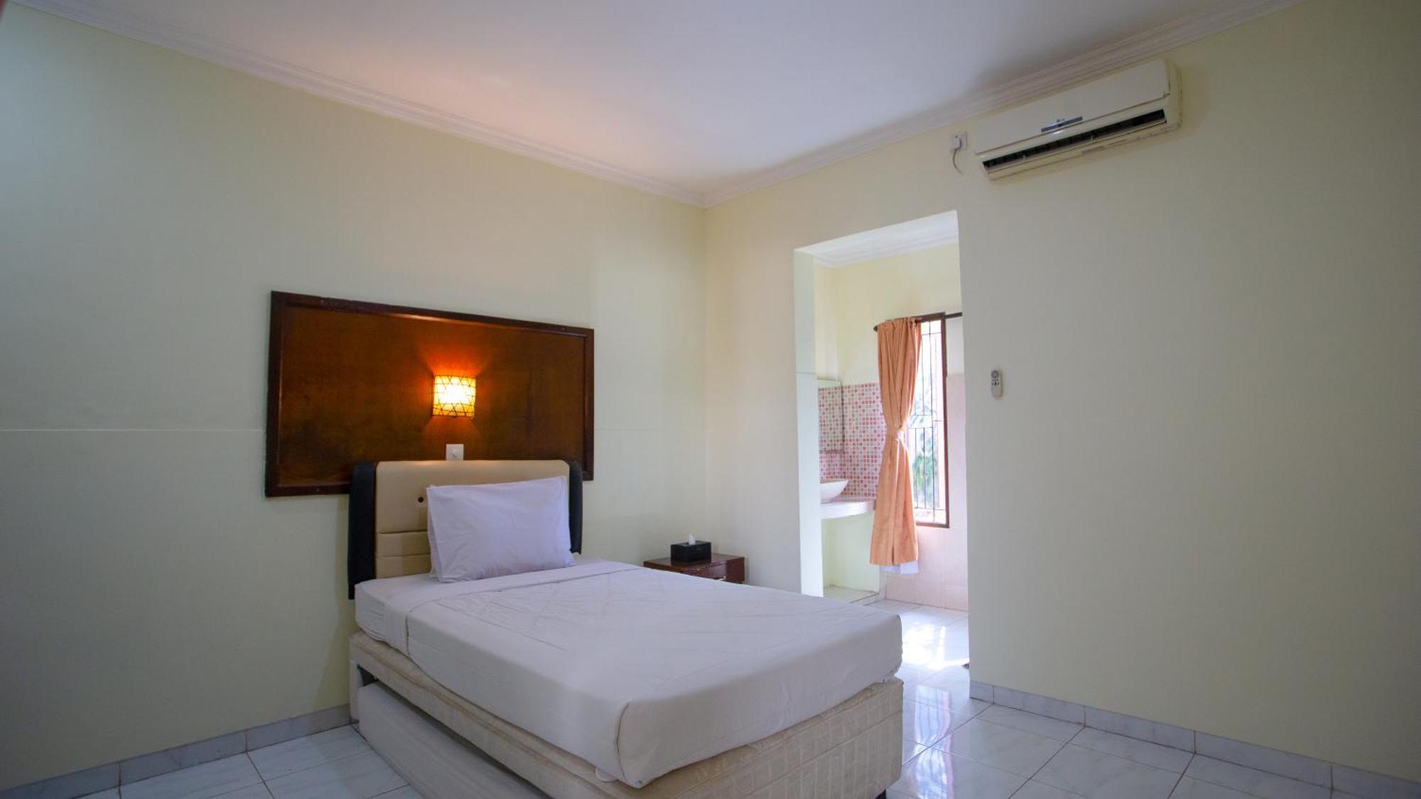Teges Inn Kuta クタ エクステリア 写真
