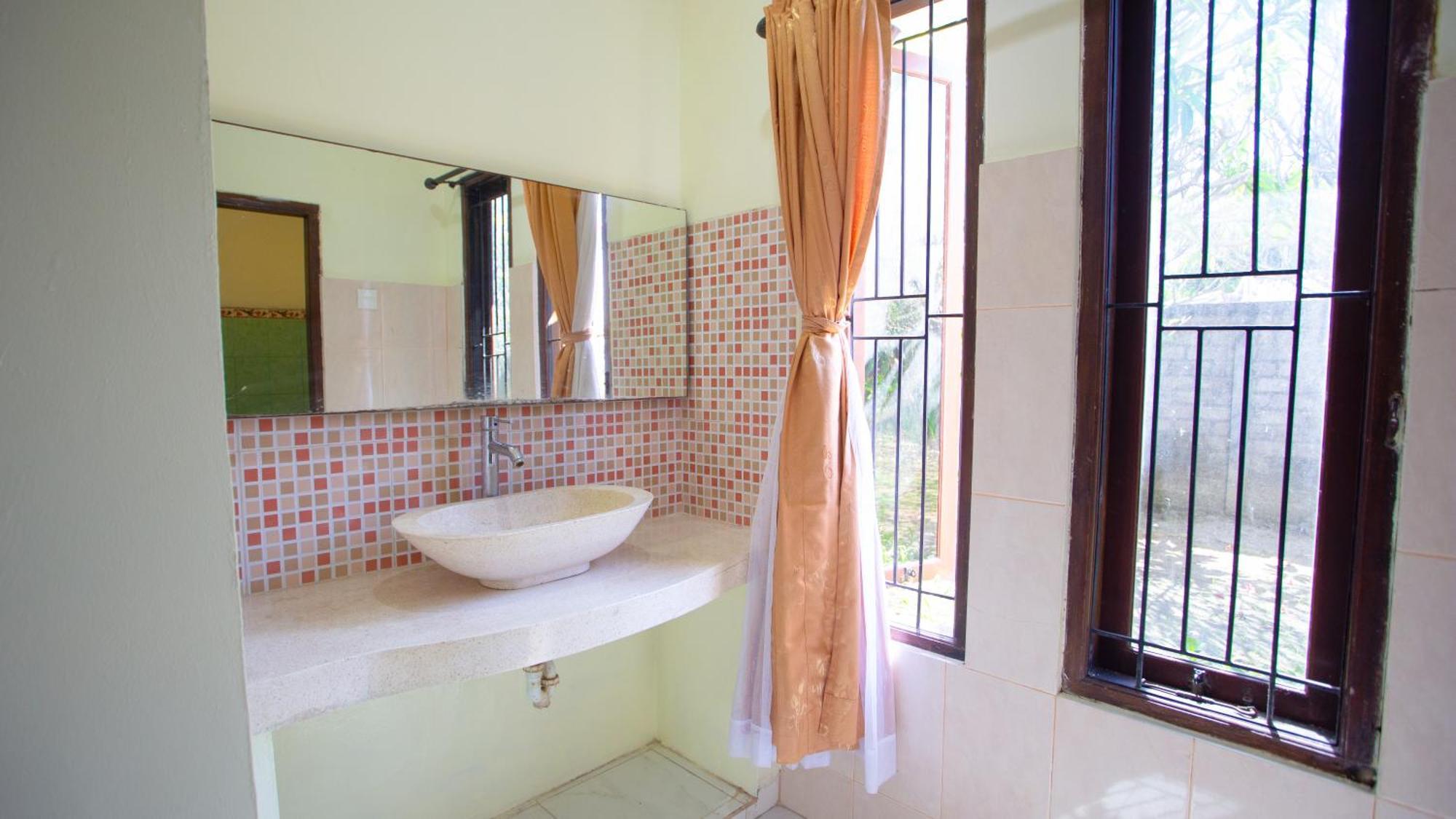 Teges Inn Kuta クタ エクステリア 写真
