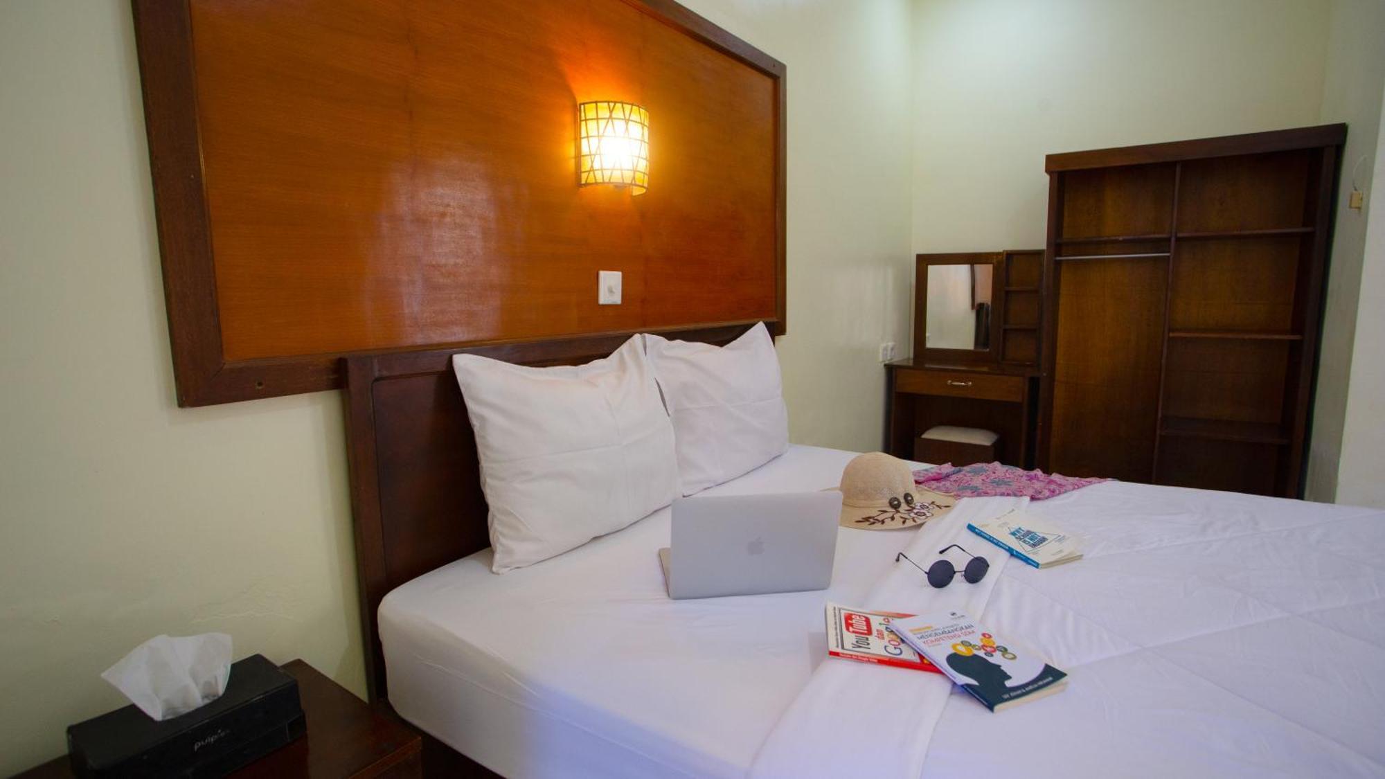 Teges Inn Kuta クタ エクステリア 写真